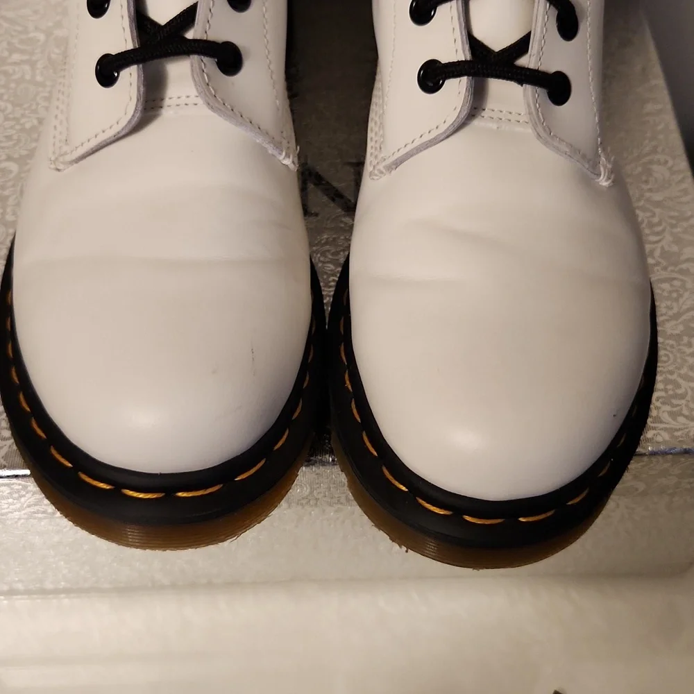 DR. MARTEN'S 1460 BOOTS SMOOTH LEATHER Women's White Boots Size 10. - Picture 3 of 12